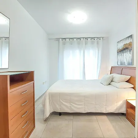 Awesome In Vinaroz With Wifi Appartement *